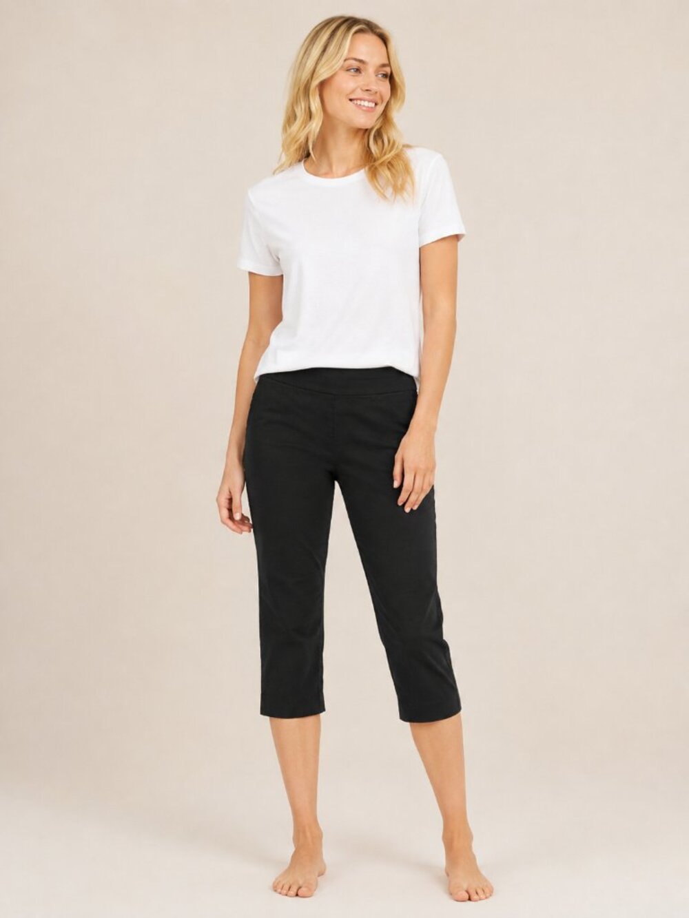 2/$30 Chico's So Slimming Petite Mid Rise Capri Black 4 #A4122